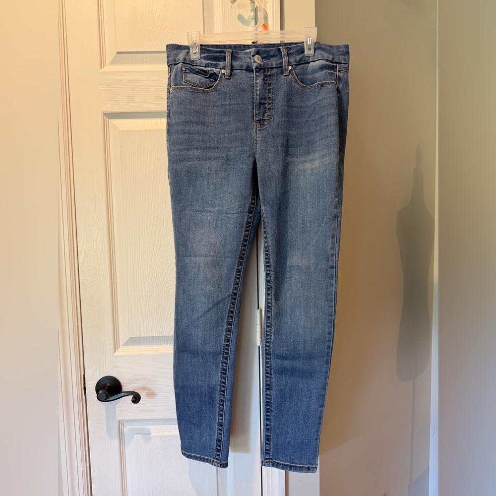 Seven7 Light Blue Women's Skinny Jeans